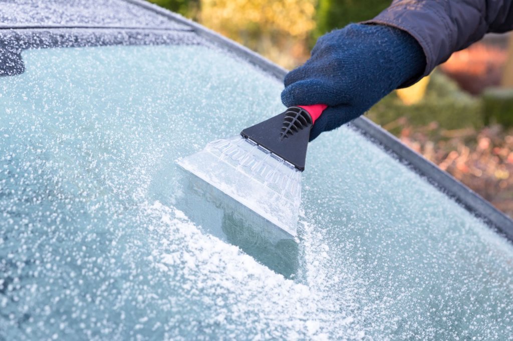 Car Window Deicer Spray Ice Remover Windshield De Icer Defrosting
